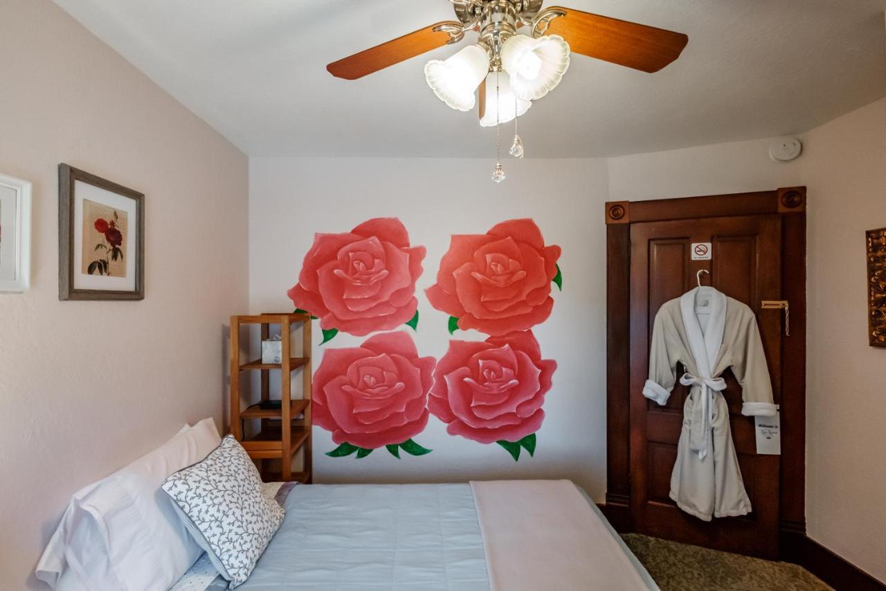Mamere'S Guest House Monmouth Εξωτερικό φωτογραφία