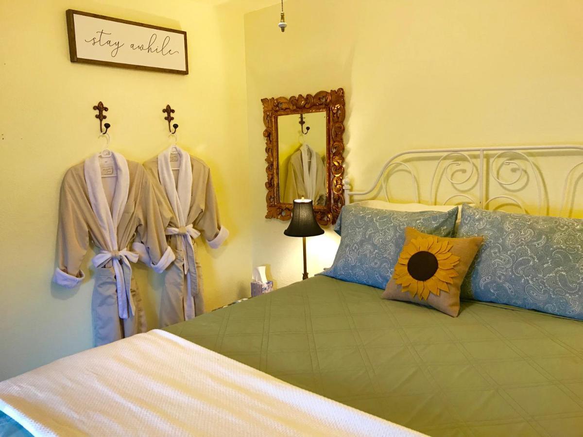 Mamere'S Guest House Monmouth Εξωτερικό φωτογραφία